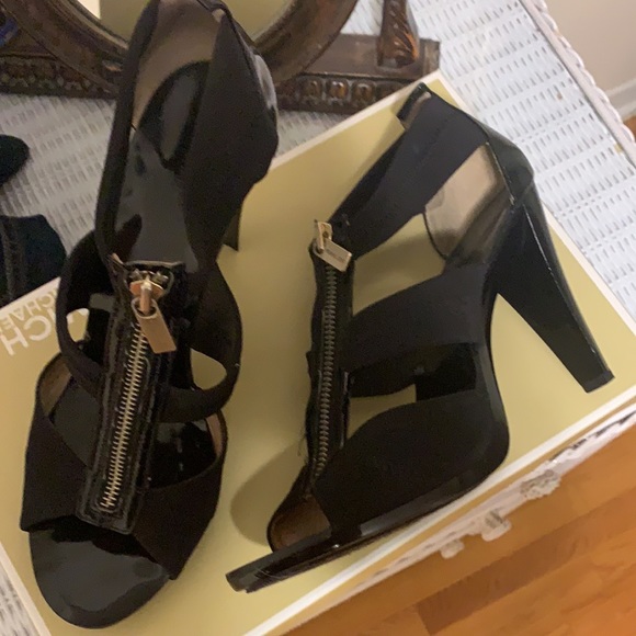 Michael Kors heels. Size 10 - Picture 1 of 1